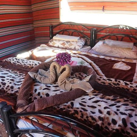 Sunrise Camp Hotel Wadi Rum Buitenkant foto