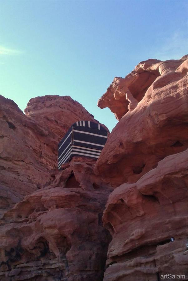Sunrise Camp Hotel Wadi Rum Buitenkant foto