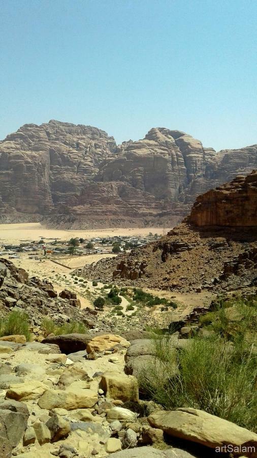 Sunrise Camp Hotel Wadi Rum Buitenkant foto